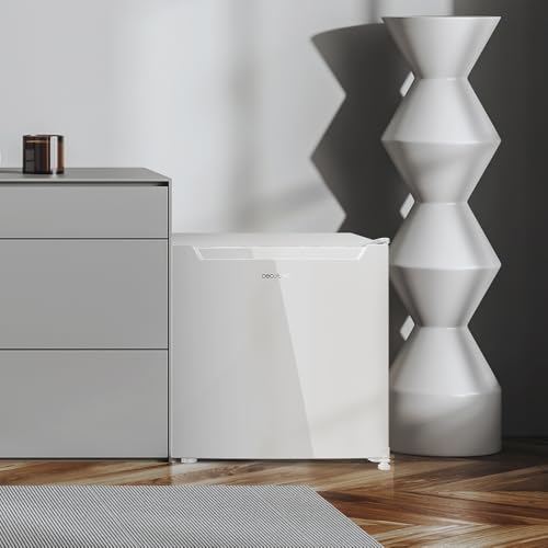 Cecotec CoolMarket TT 31 Mini Fridge - Convertible & Energy Efficient