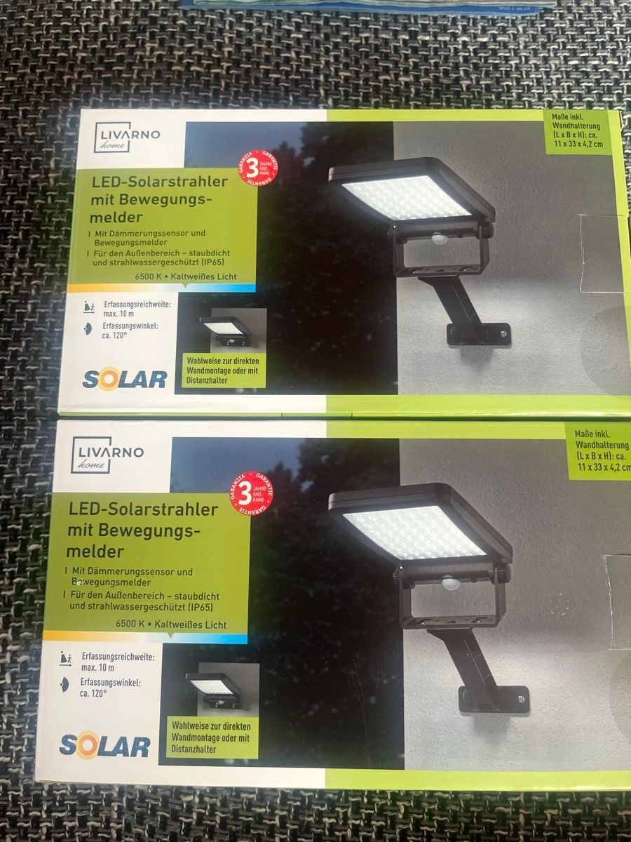 Livarno Home LED Solar Light with Motion Detector